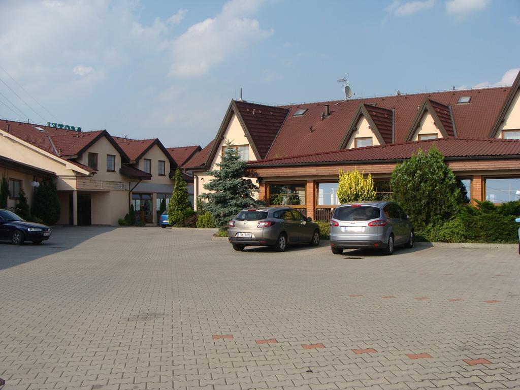 Motel U Krbu Vestec  Exterior foto